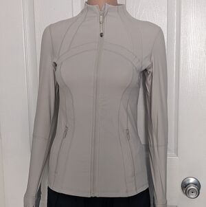 Lululemon Define Light Gray Zip-Up Jacket Size 2